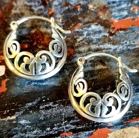 Silpada Sterling Silver Filigree Earrings - Picture 5 of 11